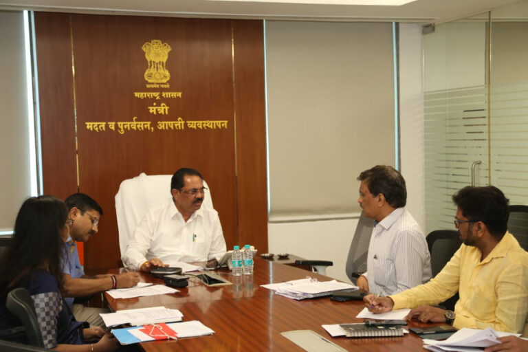 पुणे-जिल्ह्यातील-खेड-तालुक्यातील-पदरवाडी-गावचे-पुनर्वसन-करणेबाबत-बैठक-2