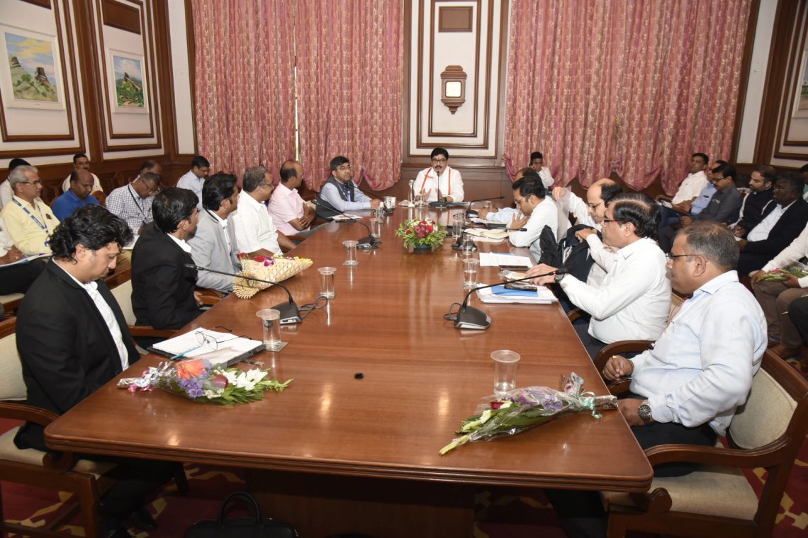 सोयाबीन-प्रक्रियादारांची-गोलमेज-परिषद-संपन्न-2-1140x760