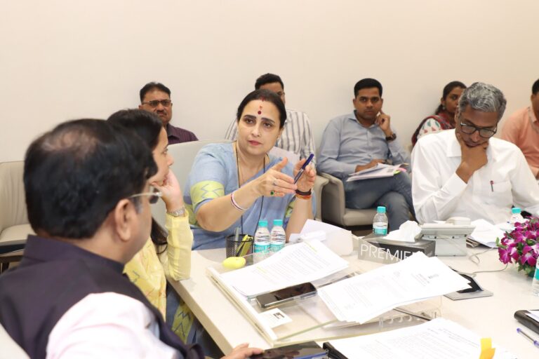 Chitra Wagh in Meeting