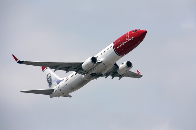 plane-g3750b33a8_640