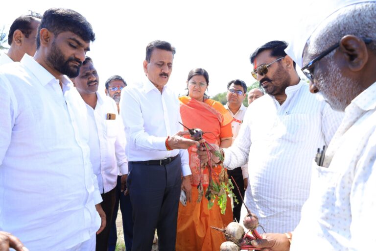 तात्काळ-पंचनामा-करून-शासनास-3-1920x1280