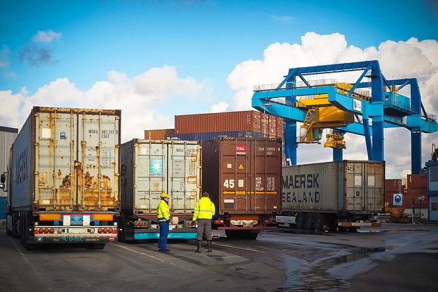 container-g45afc2b94_640