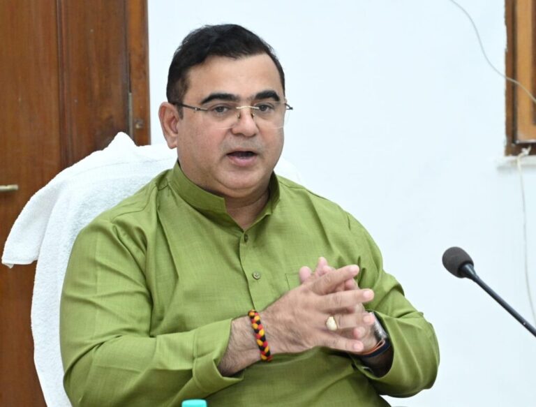 Jaykumar Raval green kurta