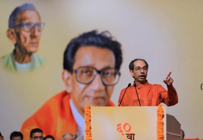 Uddhav Thackeray Balasaheb And Prabodhankar in Frame