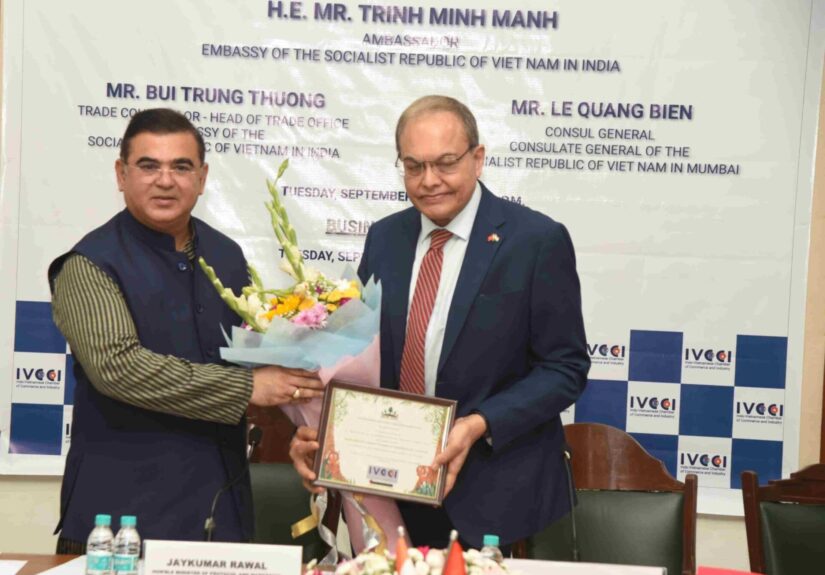 36th-annual-General-Meeting-Of-IVVCCI-PUBLIC-SESSION-SHRI.JAYKUMAR-RAWAL-3-1-scaled-e1790700990600-1920x1419